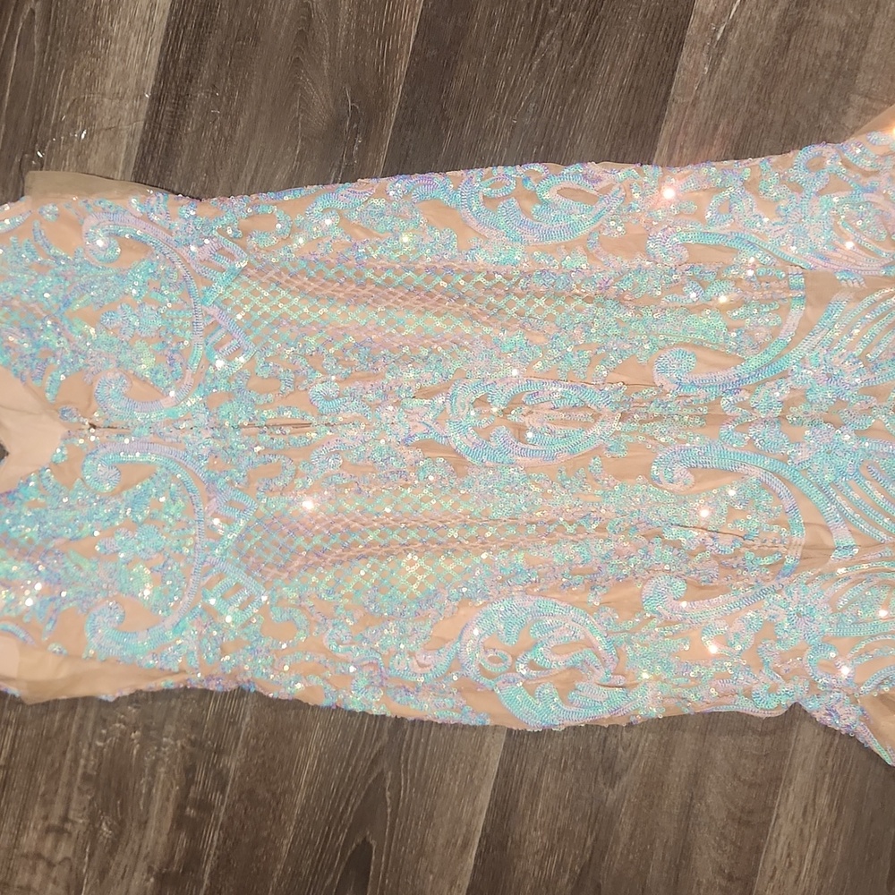 STUNNING SIZE 17 PEAR COUTURE SEQUIN DRESS - Picture 6 of 9